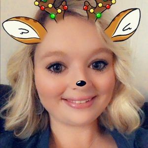 Meet your Posher, Katelyn